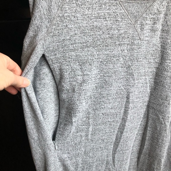 GAP maternity nursing sweatshirt , M - Picture 6 of 10